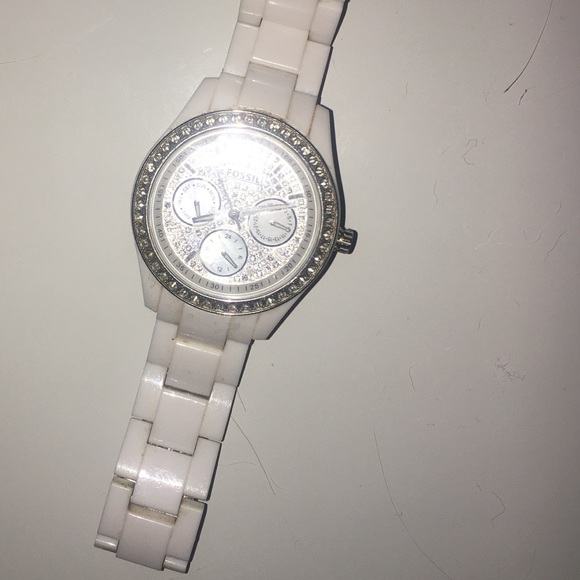Reduced! White Rhinestone Fossil Watch - Picture 3 of 5